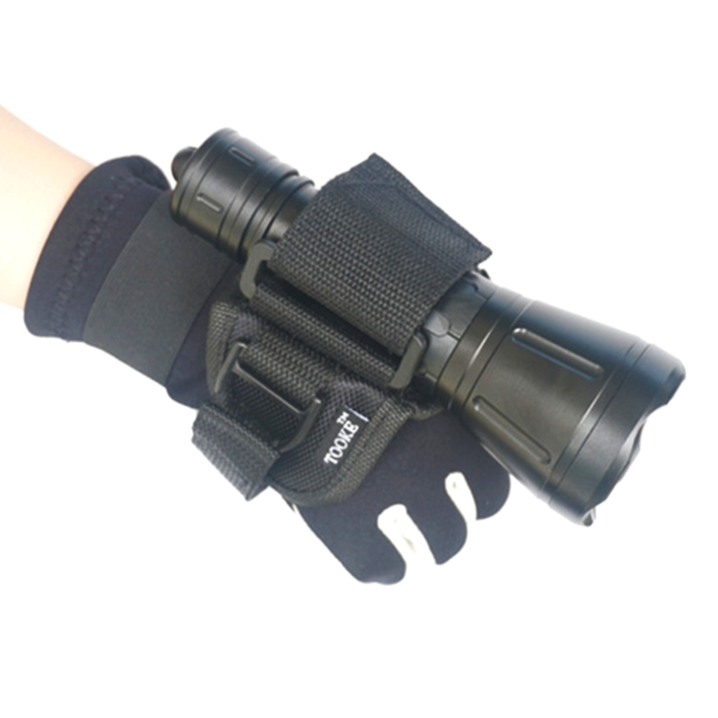 Hand Free Glove for Carrying S - Underwater Flashlight 评论和价格